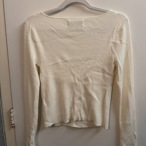 Abercrombie Sweetheart Neckline Sweater - Picture 3 of 3